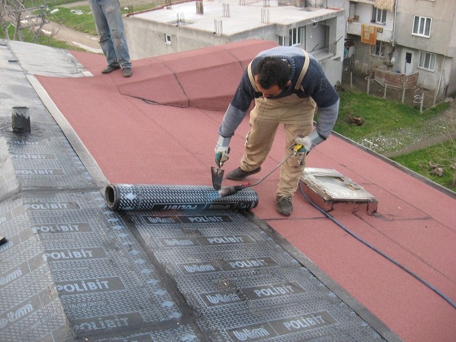 Dikili EPDM Kauçuk Çatı – düz çatıda arduvazlı bitümlü membran serimi